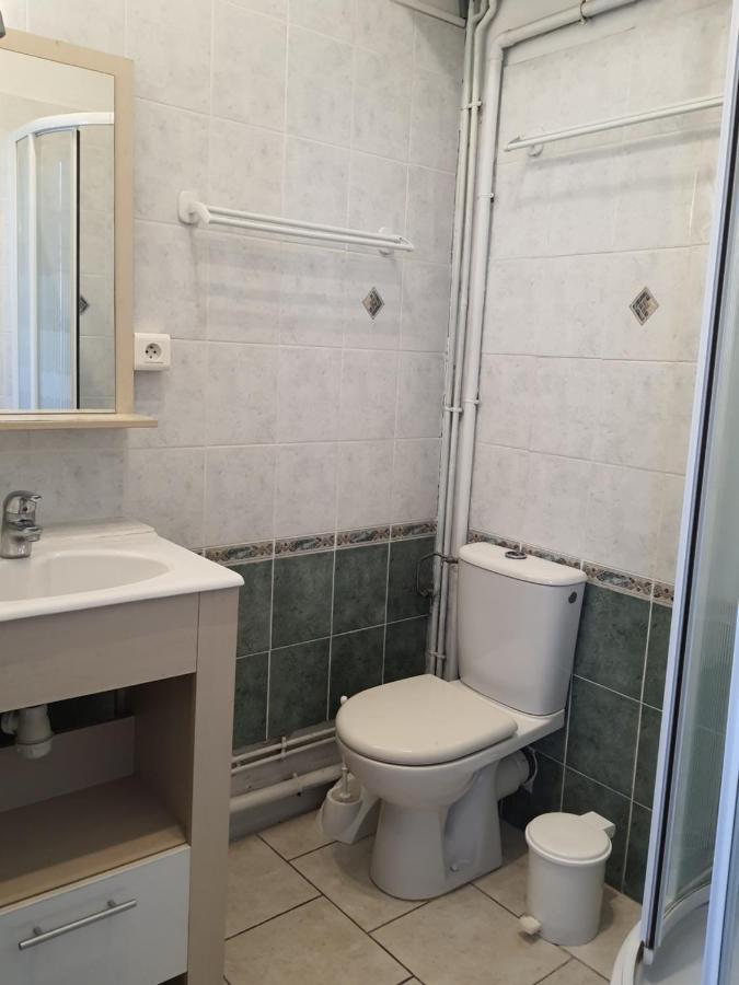 Beau Duplex Lumineux Avec Apercu Mer 昂蒂布 外观 照片
